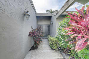 22366 Treetop Cir, Boca Raton, FL 33433, Sold 09/24/19