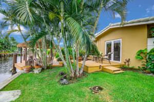 845 NE 72nd St, Boca Raton, FL 33487, Sold 04/17/20