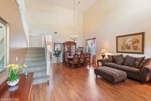 130 Hidden Hollow Dr, Palm Beach Gardens, FL 33418, Sold 09/17/19