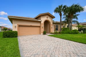 1773 Belmont Cir SW, Vero Beach, FL 32968, Sold 08/21/19
