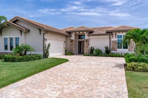 MLS# R10545299, Vero Beach, Florida 32967