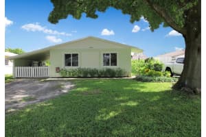 909 W Hawie St, Jupiter, FL 33458, Sold 03/11/20