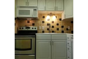 300 NE 20th St, Boca Raton, FL 33431, Sold 10/15/19