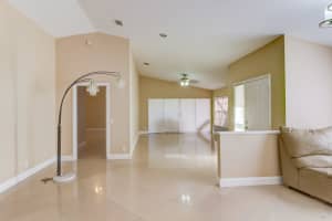 6193 Lansdowne Cir, Boynton Beach, FL 33472, Sold 09/20/19