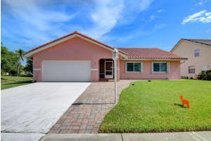 21237 Hazelwood Ln, Boca Raton, FL 33428, Sold 08/19/19