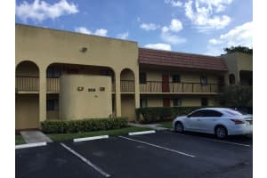 906 SW 9th St Cir, Boca Raton, FL 33486, Sold 09/27/19