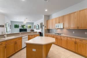 735 Charlestown Cir, Palm Beach Gardens, FL 33410, Sold 11/01/19