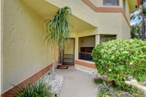 5355 10th Fairway Dr, Delray Beach, FL 33484, Sold 11/15/19