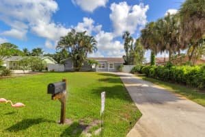 5107 Woodland Dr, Delray Beach, FL 33484, Sold 08/20/19