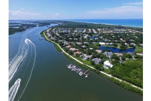 470 N Arrowhead Trail, Indian River Shores, FL 32963, Sold 10/18/19
