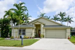 1228 Baycourt Isle, Greenacres, FL 33413, Sold 12/02/19