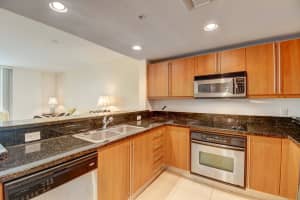 610 Clematis St, West Palm Beach, FL 33401, Sold 08/28/19