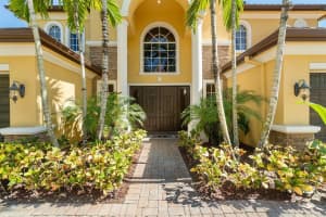599 Edgebrook Ln, West Palm Beach, FL 33411, Sold 09/20/19