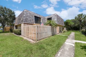 2402 Waterside Dr, Lake Worth, FL 33461, Sold 11/08/19