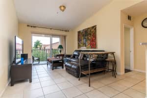 7980 N Nob Hill Rd, Tamarac, FL 33321, Sold 09/09/19