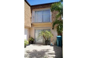 564 SE 27th Terrace, Boynton Beach, FL 33435, Sold 11/05/19