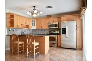 564 SE 27th Terrace, Boynton Beach, FL 33435, Sold 11/05/19