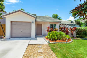 5856 Strawberry Lakes Cir, Lake Worth, FL 33463, Sold 09/13/19