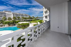 2760 S Ocean Blvd n213, Palm Beach, FL 33480, Sold 08/30/19
