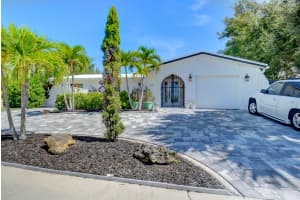 3301 Baltusrol Ln, Lake Worth, FL 33467, Sold 09/20/19