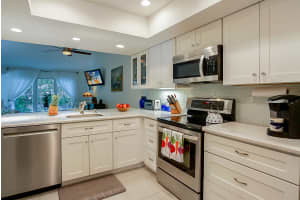 5240 SE Seascape Way, Stuart, FL 34997, Sold 09/30/19