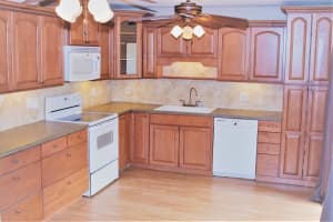 3301 Spanish Wells Dr, Delray Beach, FL 33445, Sold 08/27/19