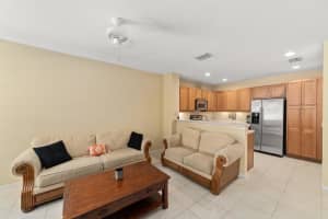 118 N Longport Cir #4b, Delray Beach, FL 33444, Sold 09/16/19