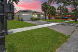 9047 NW 190th Terrace, Hialeah, FL 33018, Sold 08/30/19