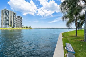 28 Yacht Club Dr, North Palm Beach, FL 33408, Sold 11/15/19
