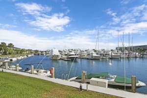 28 Yacht Club Dr, North Palm Beach, FL 33408, Sold 11/15/19