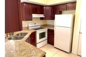 815 W Boynton Beach Blvd, Boynton Beach, FL 33426, Sold 02/04/20