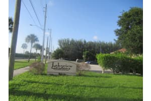 500 Nottingham Cir, Greenacres, FL 33463, Sold 09/05/19