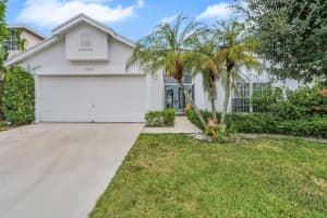 1095 Fairfax Cir W, Boynton Beach, FL 33436, Sold 09/19/19