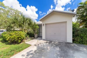 5684 Strawberry Lakes Cir, Lake Worth, FL 33463, Sold 10/15/19