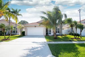 6518 Spring Meadow Dr, Greenacres, FL 33413, Sold 07/29/20