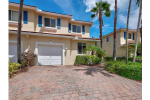2783 S Evergreen Cir, Boynton Beach, FL 33426, Sold 09/20/19