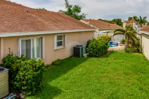 1723 Sawgrass Cir, Greenacres, FL 33413, Sold 09/27/19