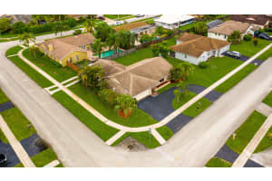8931 NW 79th St, Tamarac, FL 33321, Sold 09/27/19