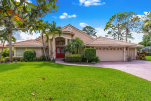 8026 SW Yachtsmans Dr, Stuart, FL 34997, Sold 07/24/20