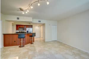 403 S Sapodilla Ave, West Palm Beach, FL 33401, Sold 09/27/19