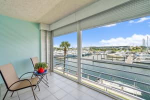 29 Yacht Club Dr, North Palm Beach, FL 33408, Sold 11/01/19