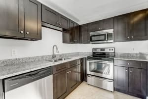 825 Center St #2c, Jupiter, FL 33458, Sold 10/16/19