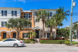 536 W Mallory Cir, Delray Beach, FL 33483, Sold 09/13/19