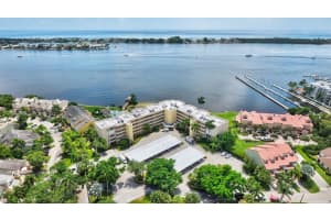 8200 Lakeshore Dr, Hypoluxo, FL 33462, Sold 09/13/19