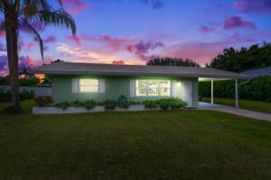 2496 NW South Manor Ave, Stuart, FL 34994, Sold 10/04/19