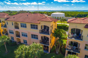 207 Ocean Bay Dr, Jensen Beach, FL 34957, Sold 11/27/19