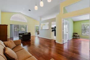 404 Woodview Cir, Palm Beach Gardens, FL 33418, Sold 10/21/19