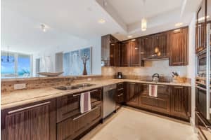 2700 N Ocean Dr, Palm Beach Shores, FL 33404, Sold 03/06/20