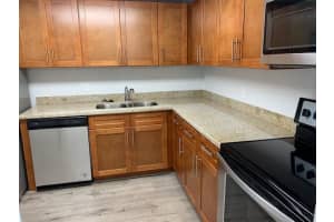 470 Executive Center Dr #4e, West Palm Beach, FL 33401, Sold 09/26/19