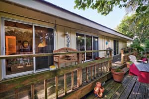 201 Xanadu Pl, Jupiter, FL 33477, Sold 10/04/19